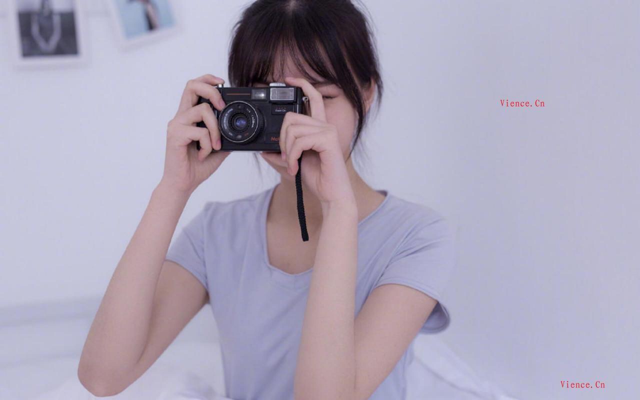 心灵毒鸡汤: 比一个人吃火锅更寂寞的是，一个人没有钱吃火锅。  分享 第4张